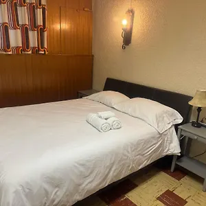 https://comfortable-guest-home-close-to-downtown-sights-subway.richmond-hotels.com
