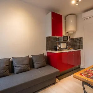 Clignancourt Apart-hotel